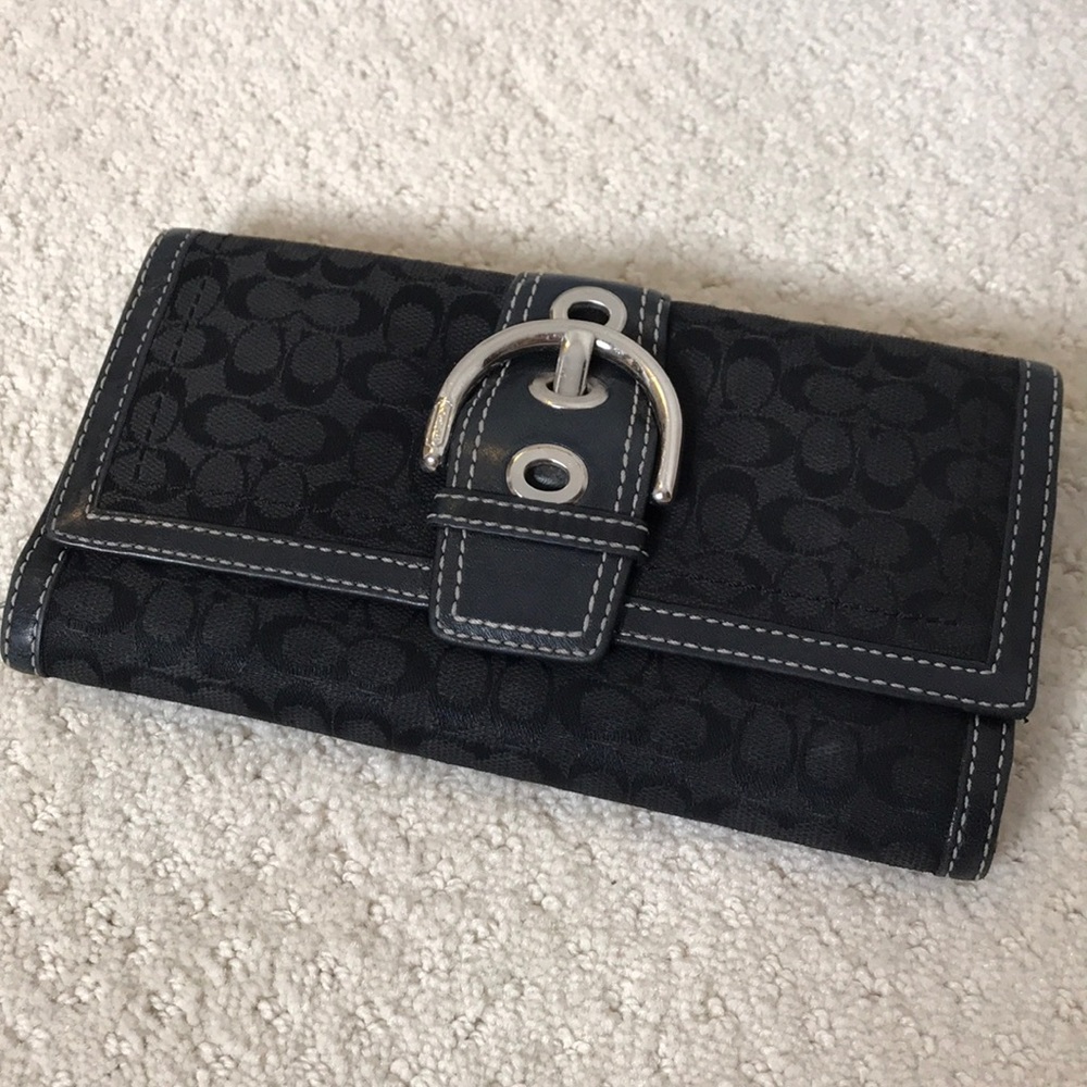Authentic Coach Buckle Wallet